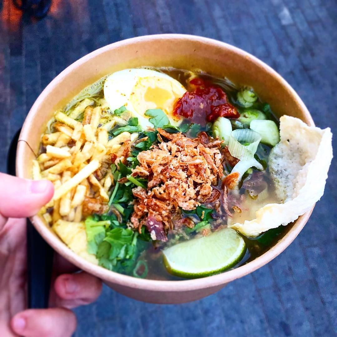 East London! We're here! Find us at Victoria Park Market till 4pm. Sunshine and noodle soup, what more could you want 🍜☀️❤️