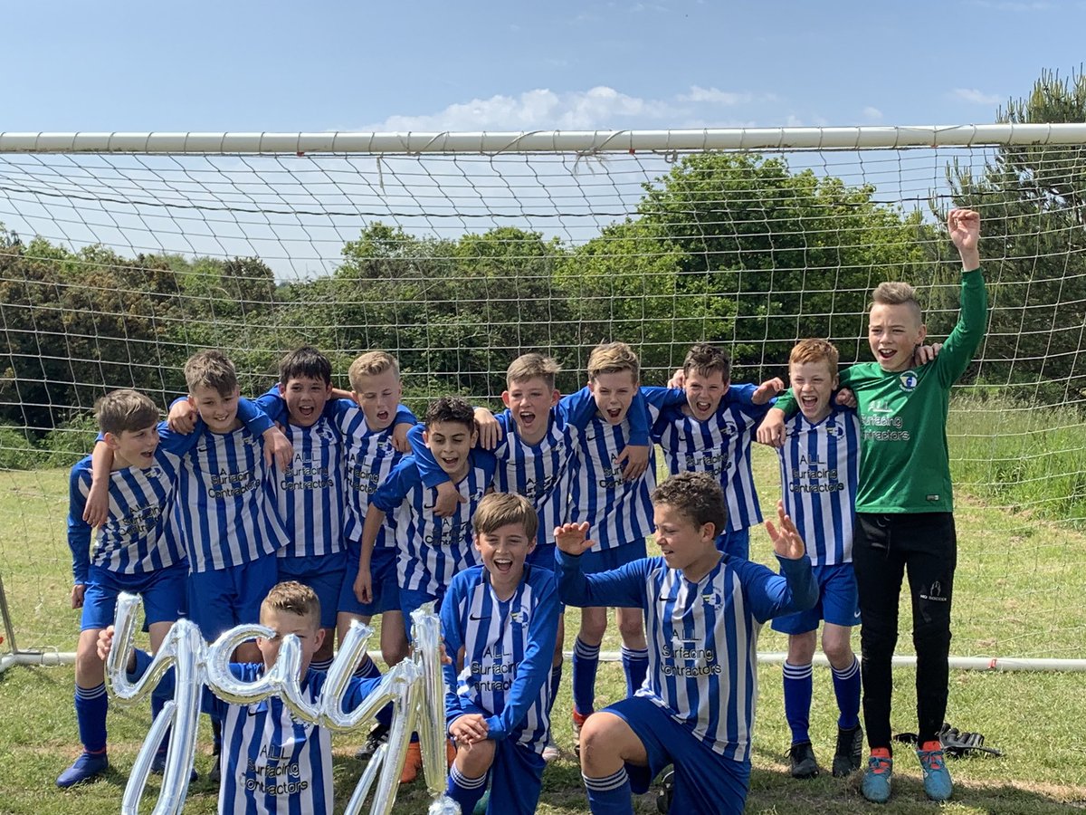 TraversElise's tweet photo. They did it in the end Electric although gave us a few heart attacks along the way. Close fought battle with their Redhill rivals but so well done and deserved boys you got there. COYE 🔵⚽️💙 #Double #champions https://t.co/sfrCcu9xym
