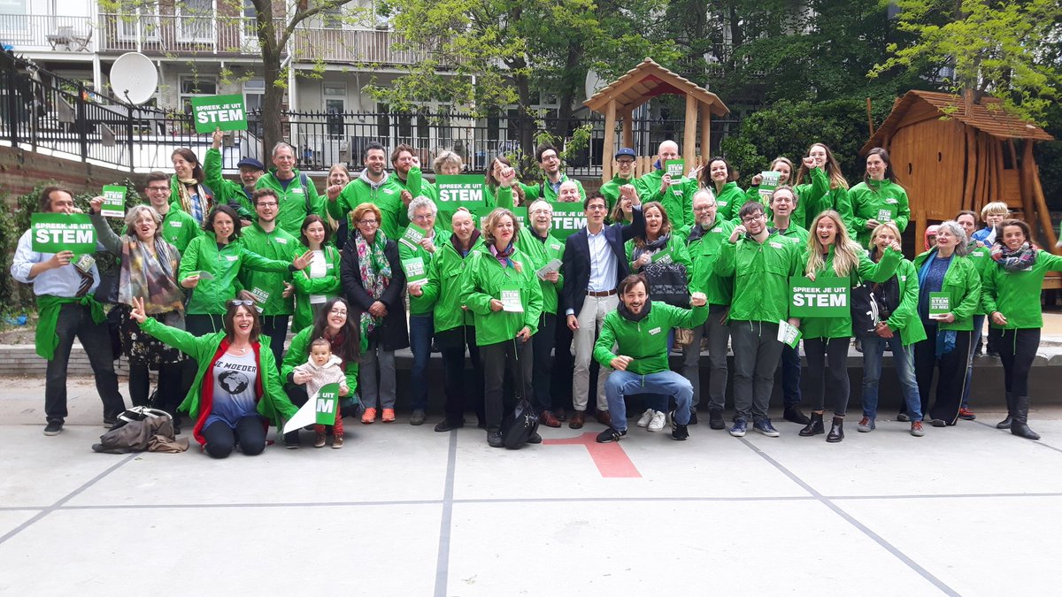 deSchuitemaker's tweet photo. Vandaag kwam @BasEickhout langs bij @GroenLinks020 voor een rally in Amsterdam. Nog 12 dagen campagne voeren om ervoor te zorgen dat iedereen 23 mei gaat stemmen! #spreekjeuit #EP2019 https://t.co/OmFItpgIC9