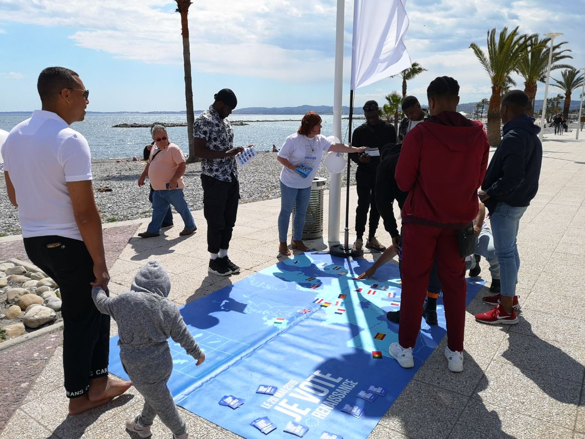 06_Renaissance_'s tweet photo. L' #Europe était au cœur des #AlpesMaritimes ce weekend grâce aux marcheurs #LREM06 présents à Grasse, Le Cannet, Nice Libération et St Laurent du Var
Le 26 Mai il n'y aura qu'un seul tour pour l'Europe
#Renaissance_UE #Europeennes2019 #Nice06 https://t.co/rTdLfooA5n