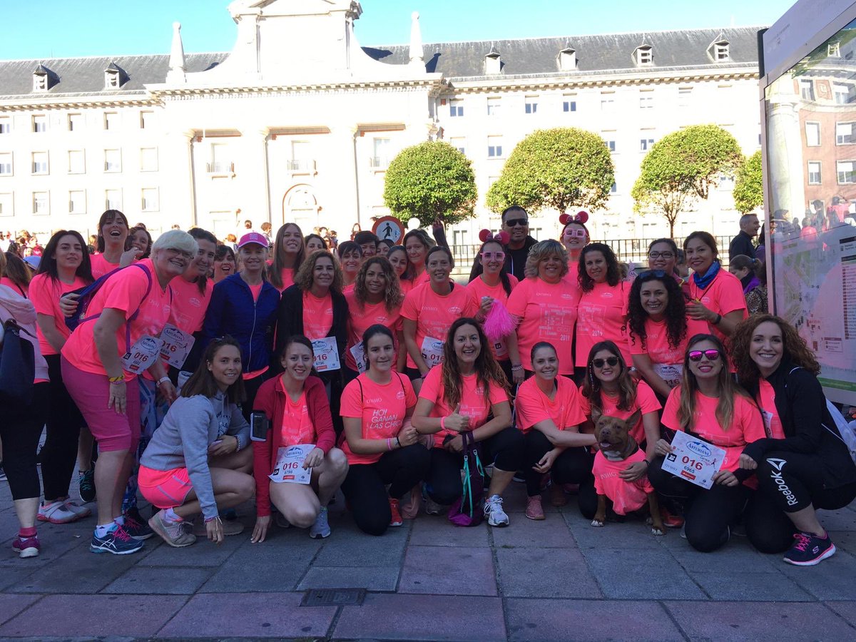 verisure_esp's tweet photo. Nuestras grandes mujeres hoy en la #CarreradelaMujer2019. Un verdadero ejemplo de esfuerzo y compromiso, ¡sois las mejores! #MareaRosa https://t.co/3WcBD29OPJ