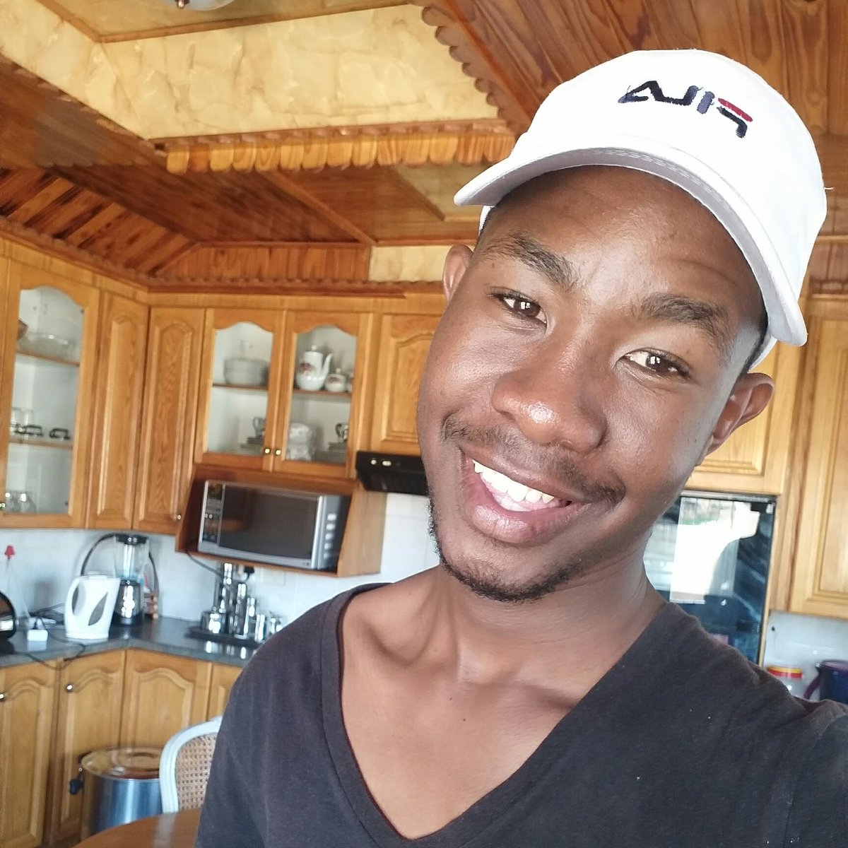king white tweet media