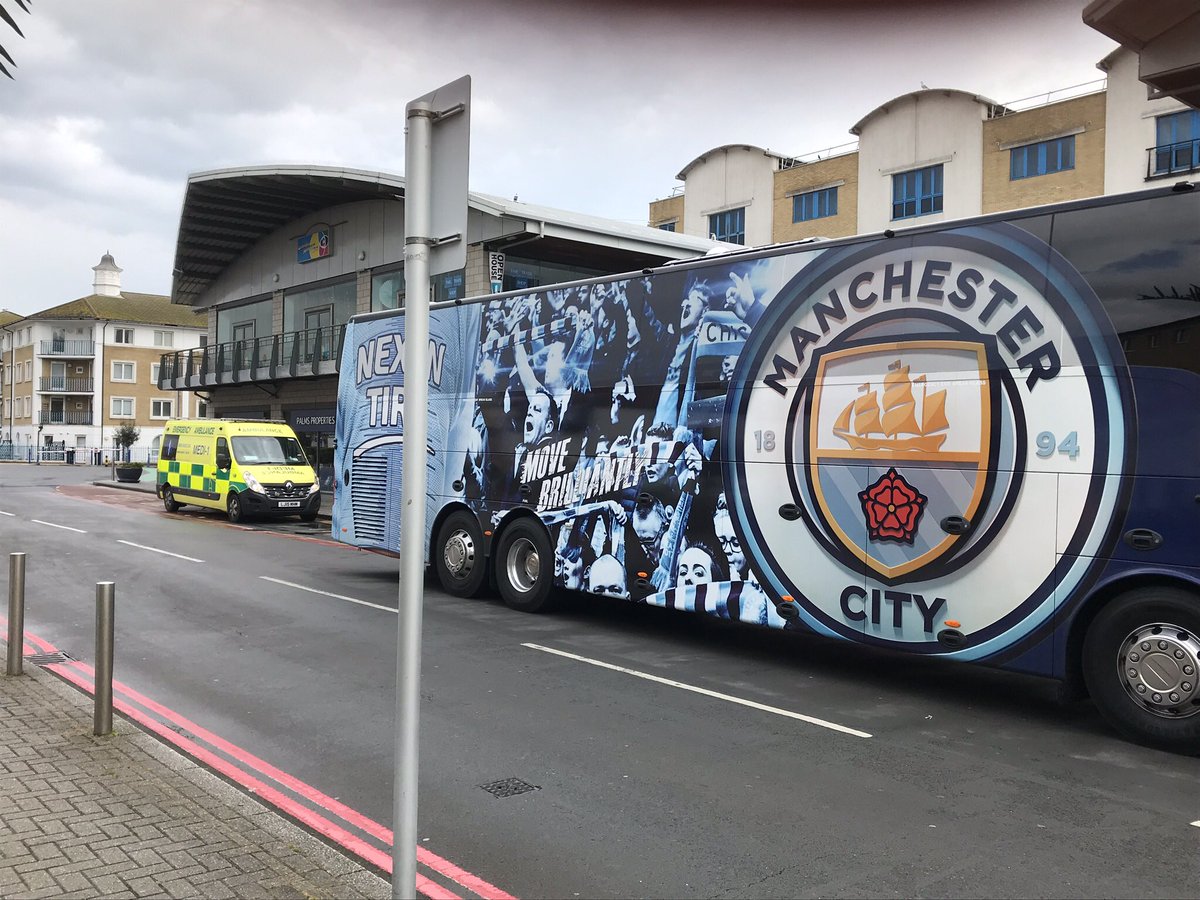 Medi1uk's tweet photo. We can bump in to anyone whilst our crews are out on a shift @Medi1uk @ManCity https://t.co/TxB14hFNb7