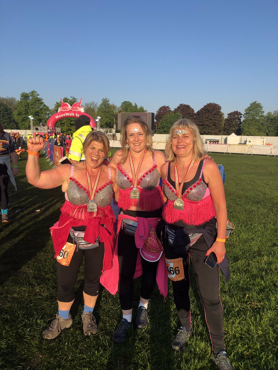 annaforgaard's tweet image. #moonwalklondon2019 the Kings Cliffe Strollers had a ball. Sore feet, no sleep but over £6000 raised. Fabulous evening