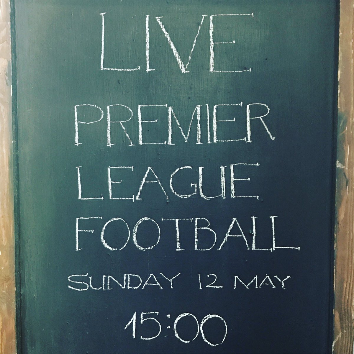 Who's ready for the game?! Come along and grab some lunch to prepare you for the big event and get your seats for the football! 

#finnsbar2019 #finnsginsandrealales #cheriton  #folkestone #gin #realale  #goodcommunity #gooddrinks #goodfriends #goodfood #football #premierleague