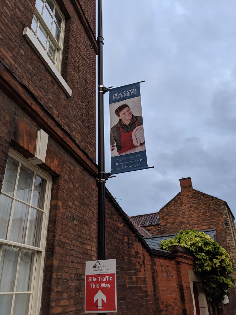 Elite Signs On Twitter Check Out These Lamppost Banners In