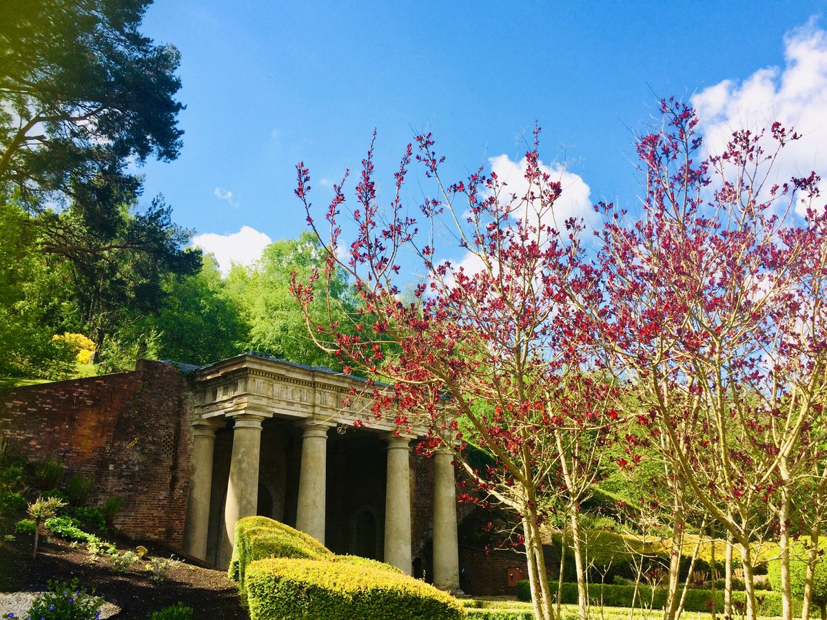 kittyxuk's tweet photo. ⁦@WottonHouse⁩ - returning to our wedding venue 6 years ago. Still a stunning venue ❤️🥂❤️ https://t.co/fkHZCHeWCv