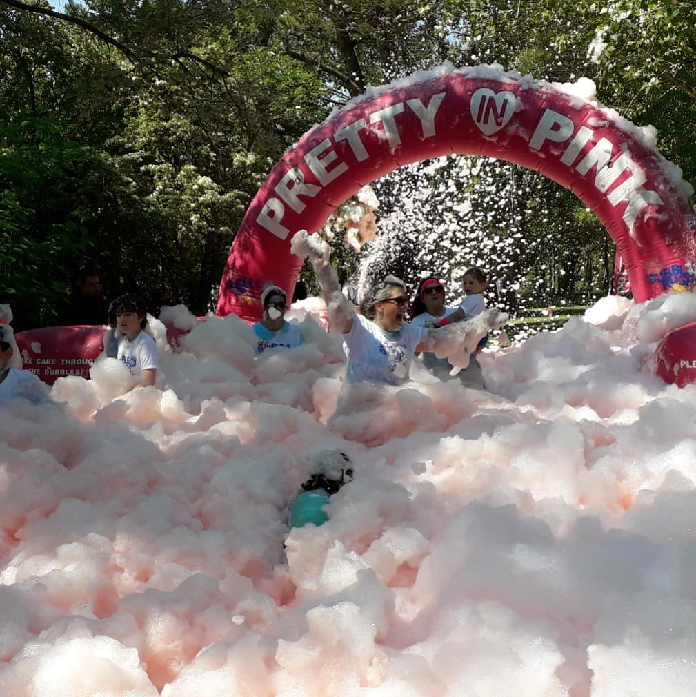 Weldmar's tweet photo. Our first Bubble Rush of the day is coming to an end - well done to all our fantastic runners! #weldmarbubble #hospice #charity https://t.co/uFlZZDh8NJ