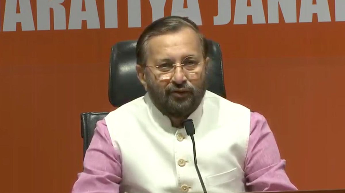 BJPLive's tweet photo. This is probably the second election where people have decided the way of elections. 

First was 1977 where they were voting against the incumbent govt and this time people are voting to bring back Modi Ji: Shri @PrakashJavdekar https://t.co/5fCbgqfCxg