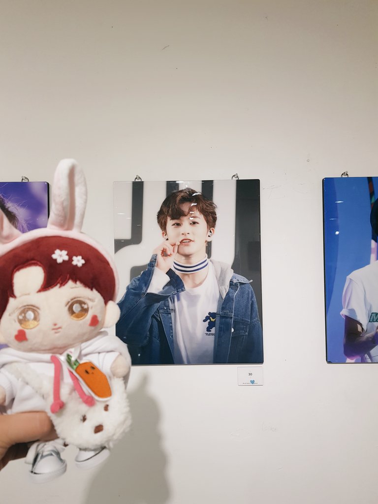 ww_stopmotion's tweet photo. 2016년부터 함께 밤새고 고생하며 보러다니던 추억들이 떠오르네요 요즘은 겸댕이 마크를 못봐서 기운이 안나나봐요(? 클힛님 사진보며 힐링합니당 앞으로 또 함께할 수 있을지 모르겠지만.. 그런날이 꼭 왔으면 해요 이틀보다 더 수많은 시간동안 너무 고생많았어요♡ #galaxy_day2 @criticalhit0802 https://t.co/rMdxLV36zL