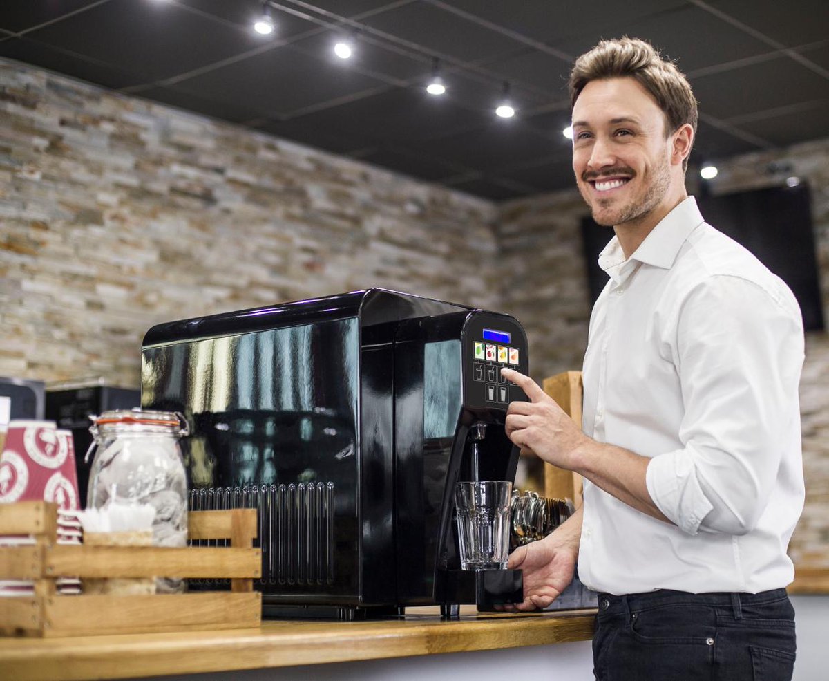 WelbiltEurope's tweet photo. Tastes change! Flavors come and go! That's why our beverage brands at #Welbilt are constantly innovating and working with our customers to make sure their #beverage offering is always ready to #serve the latest trends.
@CremInt #MultiplexBeverage
#RefreshingTheExperience https://t.co/neoU2rsSi1