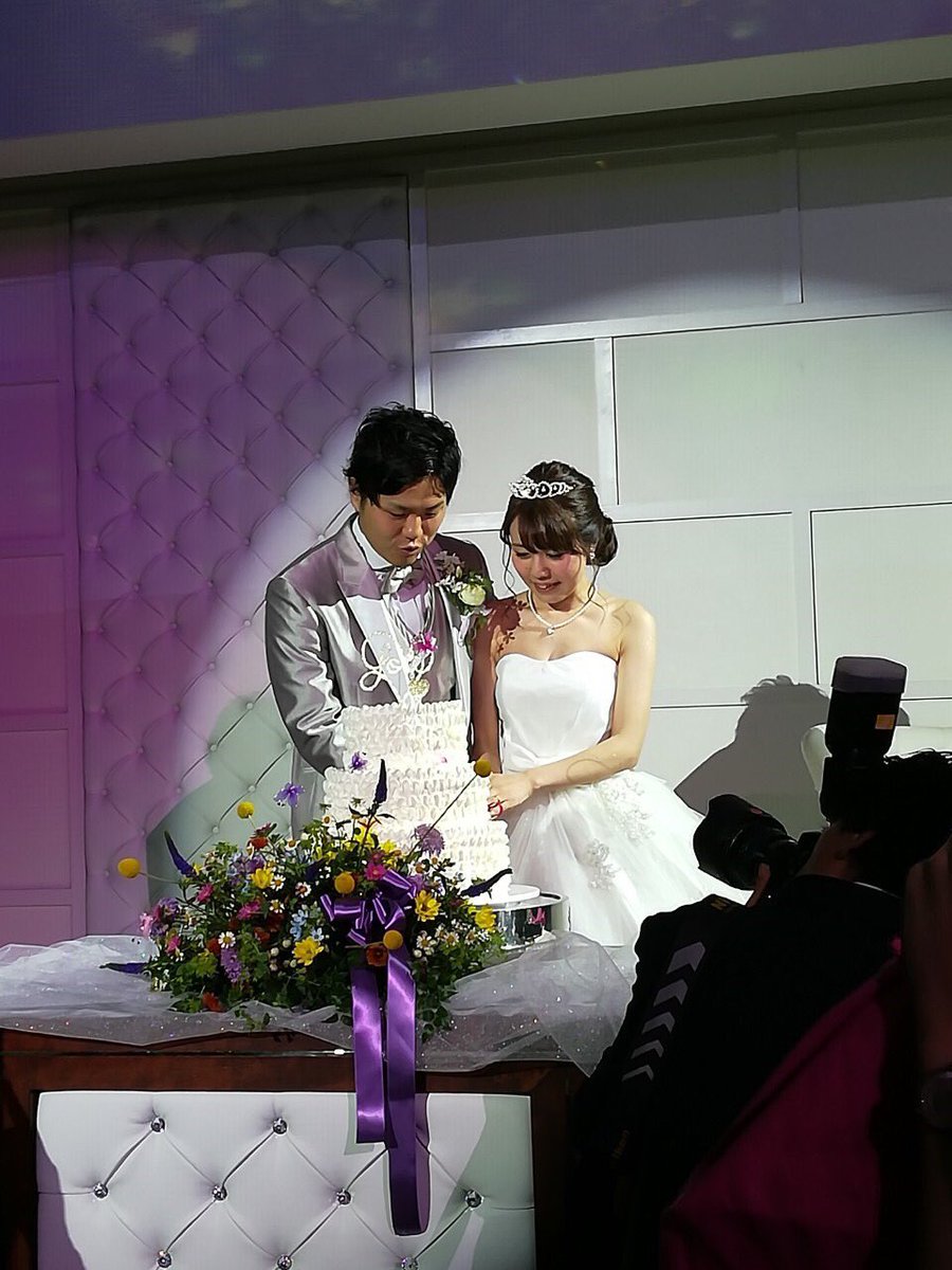 HrinrinWorD's tweet photo. 結婚式もういっかいやりたいなぁ♥
楽しすぎた♥♥ https://t.co/DeXAGWuHA7