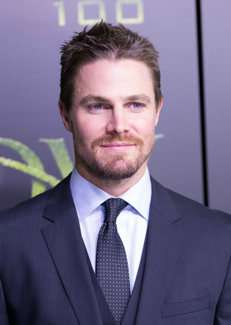 Happy birthday to stephen amell 