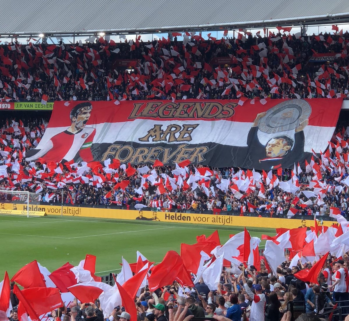 De Feijenoorder tweet media