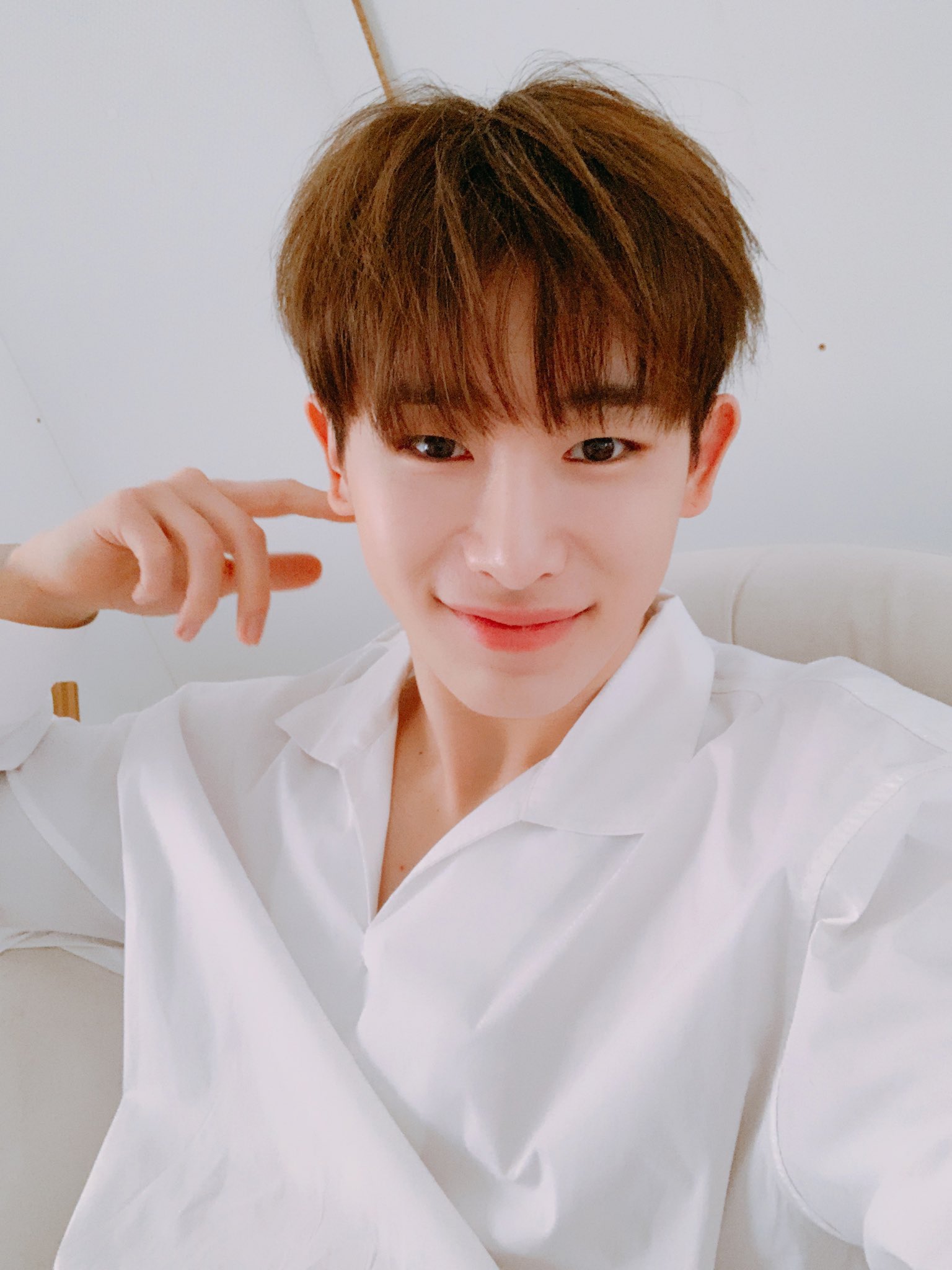 Amazon.co.jp: ウォノ直筆サイン入り2Lサイズ写真…Wonho