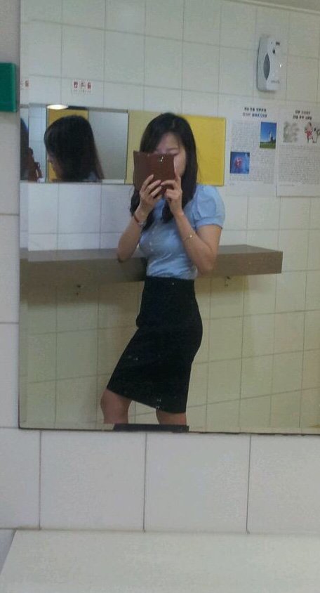 QQQhdl's tweet image. 오랜만이에요
날씨가 많이 더워졌네요!!