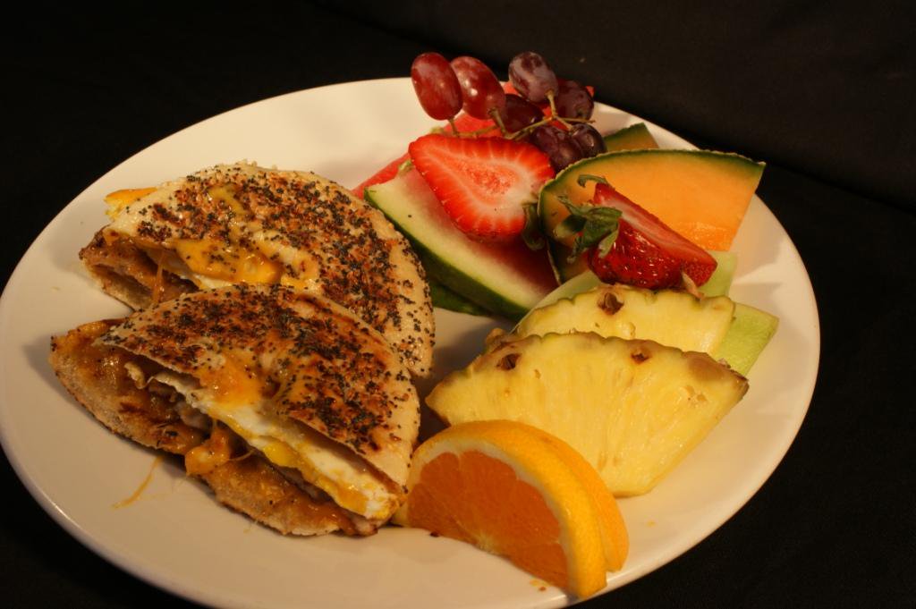 JavaPrimoHS's tweet image. Be sure to stop by on Mother's Day for breakfast and a mimosa with Mom! Bonus!! Mimosas are $2 cheaper!