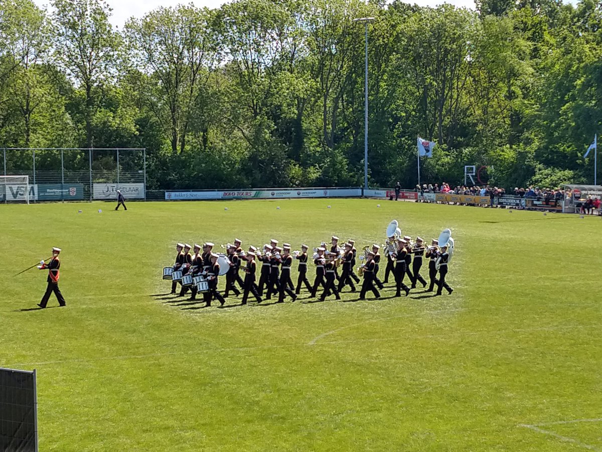 De eerste show is van <a href="/mvLaurentius/">Muz.ver. Laurentius</a> #taptoe #Leiderdorp