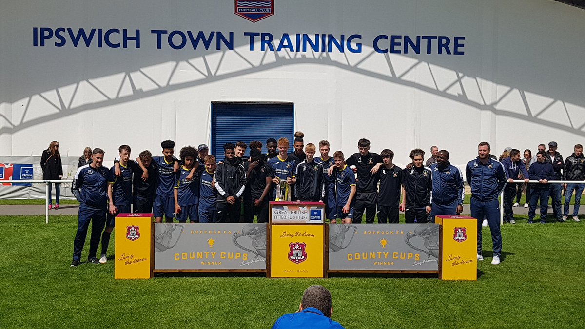 ejanmfc's tweet photo. Congratulations boys! Finished our league on a high. Beat @AcademyAFC  4-3 in the County Cup Final this morning. Thank you @NMAcademy1 for all your support this season. Proud of the boys ⚽️⚽️⚽️⚽️ https://t.co/jfe3o0AkWx