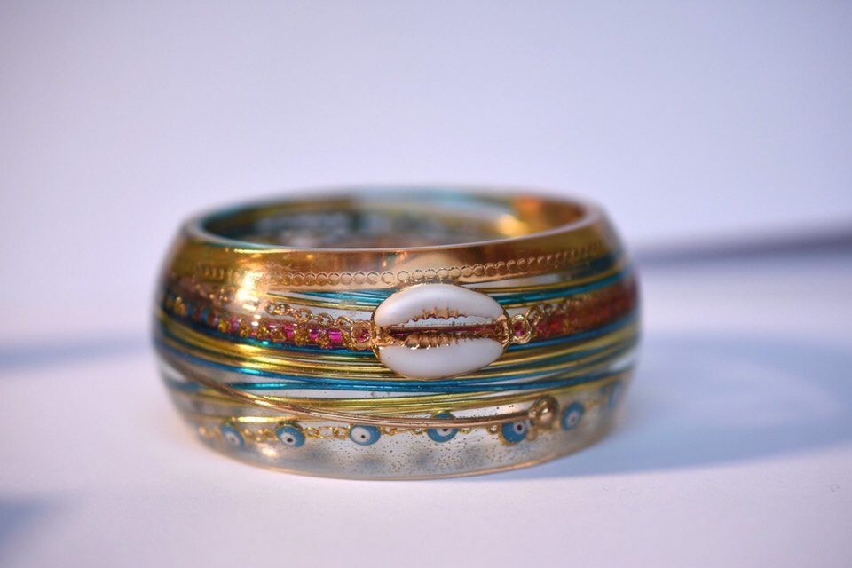 bordelinparis's tweet photo. #etsy : Boho hippie chic coquillage oeil turc evil eye résine bracelet multi bangles colorful summer joy #bijoux #bracelet #or #filles #bleu #mauvaisoeil #anniversaire #bohemeethippie https://t.co/Zt8IZwdQ4X #summer #oriental #thinbangle #bangle #festival #bijoux #summer#party https://t.co/q0ZWkCpIgZ
