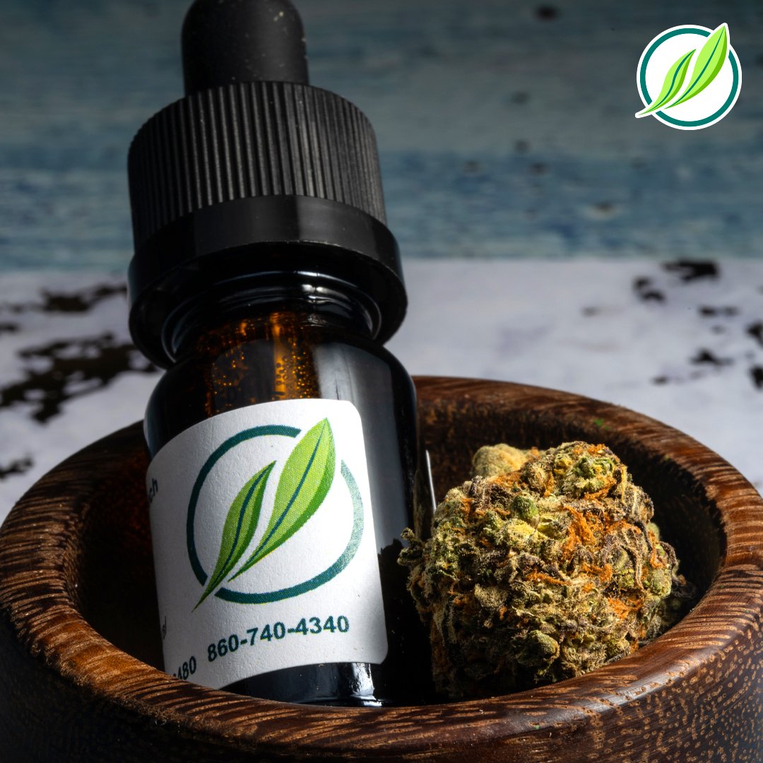 CTPharmaSol's tweet photo. #HappySunday CTPharma fans! Today we’d like to shine light on our C200 Oral Solution 6097 - Fruit Punch flavor! This oral solution is sure to soothe your senses. Hope you enjoy!

#ctmmj #ctmmp #ctpharma #medicalmarijuana #cannabis #oralsolution https://t.co/NK0geWsgZ5