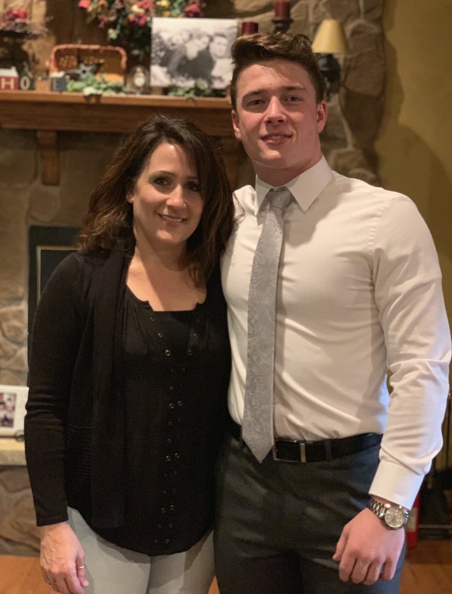Gary_Yoho88's tweet photo. Happy Mother’s Day to an amazing mother. Hope you have a wonderful day. Love you lots. @NicoleYoho21 https://t.co/WMoRkUXdfZ