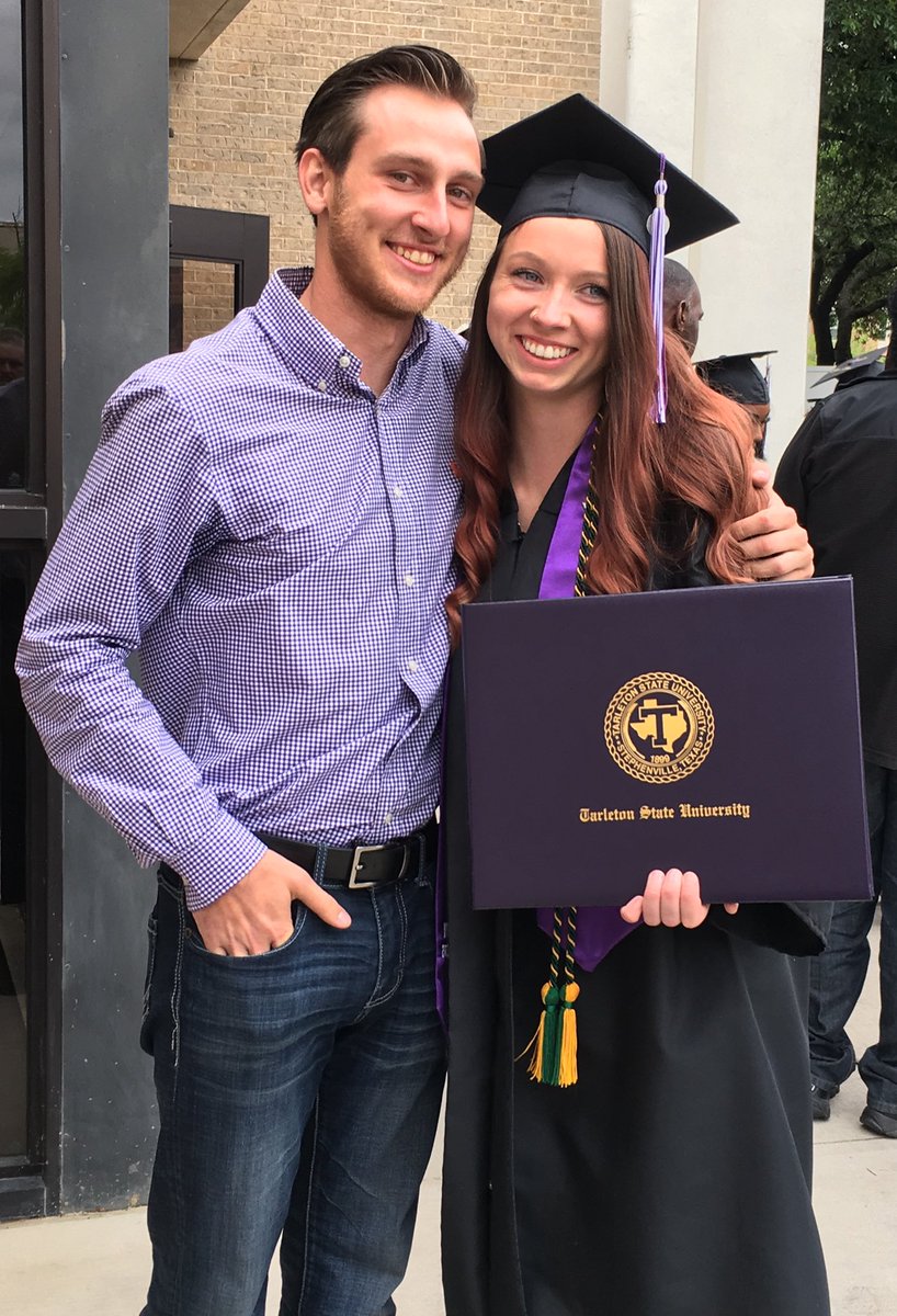 baileeboo8's tweet photo. Well I did it! I finally graduated from the best kept secret in Texas! I couldn’t have done it without my support system. Thank you stephenville for all you have given me, but now it’s time for my next adventure💜🎓 https://t.co/EoOxhZzHNo
