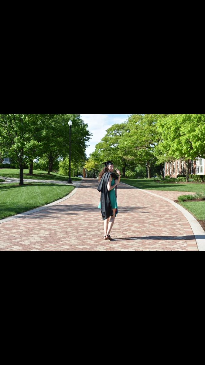 cindyc5828's tweet photo. We are so proud of you Hannah! #flyer19grad @HannahChilds33 https://t.co/QBG3qSB2as