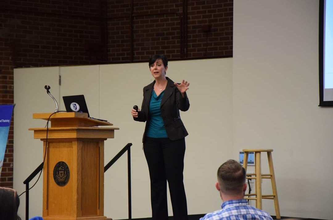 UNH_ProfDev's tweet photo. We would like to give a big thank you to our speakers from our 2019 DMC! You all had wonderful presentations with the latest trends, tools and tricks from across the digital marketing spectrum. #UNHDMC https://t.co/cVRYbutbBj