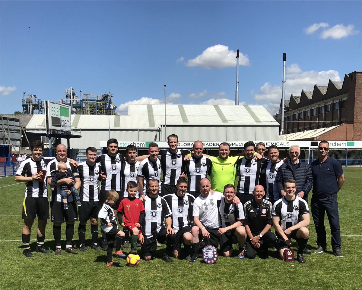zackoakes's tweet photo. As the season comes to a close, Hoppers bring home another trophy 🏆 Gary Goals, @JordanMorris18 and Jàmes on the scoresheet in a 3-0 victory against Dyers! #HoppersWinTheDouble #DyersWinFuckAll what a season - @Danchal6 @Bambage @MattDale18 @Gozz3r @GarethMR5678 @Accers14 https://t.co/U0a7STWjg7