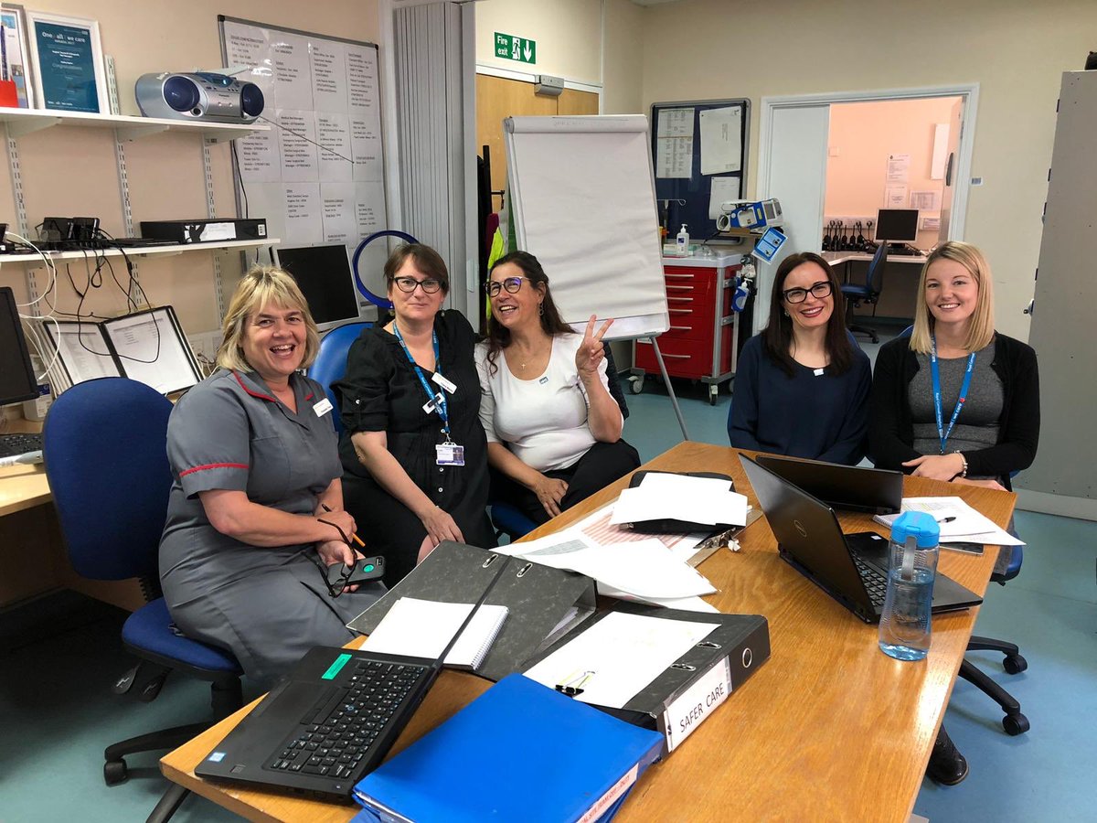 Nurse’s Day site team - Safe hands ⁦<a href="/liztrew/">Liz Trew</a>⁩