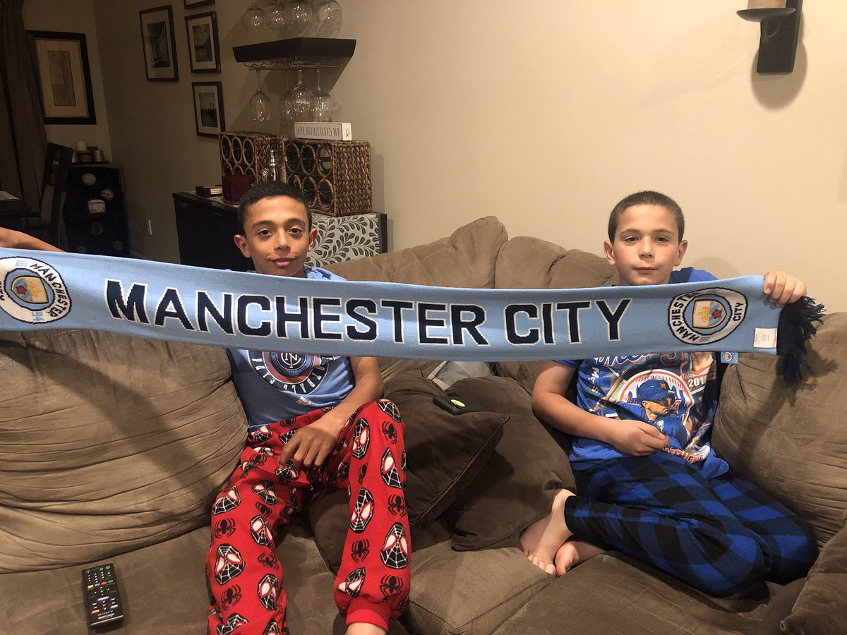 MONAZ305's tweet photo. #MyPLMorning https://t.co/ShNxvCTmy5