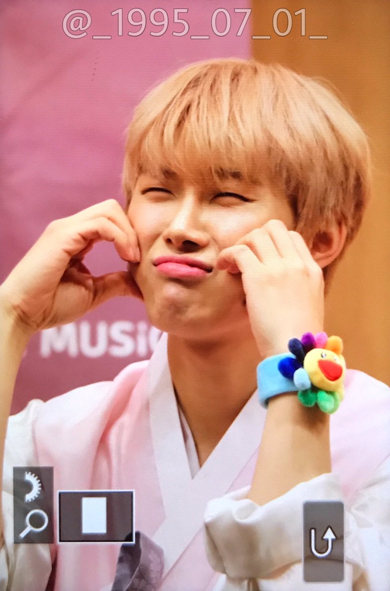 _1995_07_01_'s tweet photo. 190512 팬싸 프리뷰
#SPECTRUM #스펙트럼 #김재한 #재한
#JAEHAN #AFTERPARTY
-
🥺🥺🥺🥺🥺🥺🥺🥺🥺🥺 https://t.co/ryNw6SIBSV