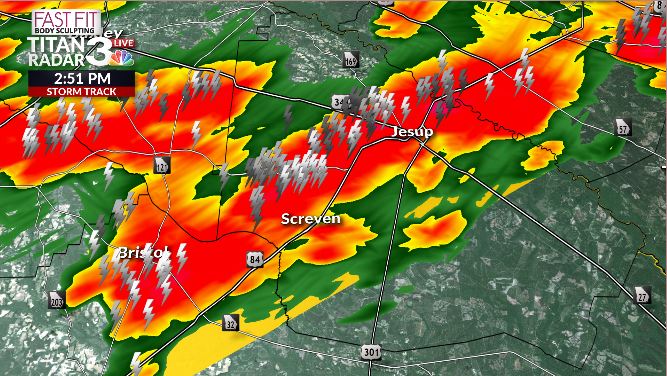 LeeHaywoodWX's tweet image. SEVERE THUNDERSTORM WARNING

For portions of #Pierce, #Wayne and #Appling counties until 3:30pm. A severe storm is over Bristol with additionial storms NE through Wayne county. 60 mph winds and penny sized hail possible along this line. 

@WSAVKrisA @KyleDennisWx @WSAVAlysaC