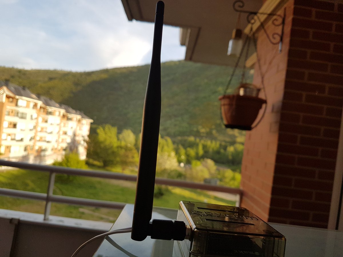 moifdz's tweet image. Tarde de #ttnmapper con un Gateway LoRa de un canal con #Lopy4 de @Pycom y un nodo #TTGO LoRa32 v2.0. Máxima distancia conseguida 3.7km. Seguimos aprendiendo @thethingsntwrk #IoT #LoRaWAN