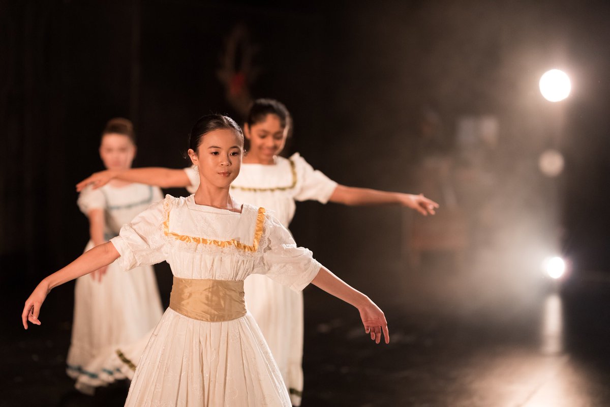 THE BIRMINGHAM BASED PERFORMANCE COMPANY FOR CLASSICAL BALLET AND CONTEMPORARY DANCE.
Apply to become a Company Associate to perform in our next Production 'Recital 2019' today.
thebirminghamballetcompany.com