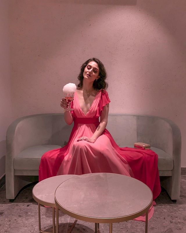 💕Like a princess! 👸🏼💕
Se c’è qualcosa che @ateliereme_pescara sa fare è trasformare una donna in una principessa. I loro vestiti sono delicati e valorizzano il corpo di qualsiasi donna. ✨ Vi piace il mio vestito? ✨
L’ho indossato per l’inaugurazione … bit.ly/2WCHdwZ