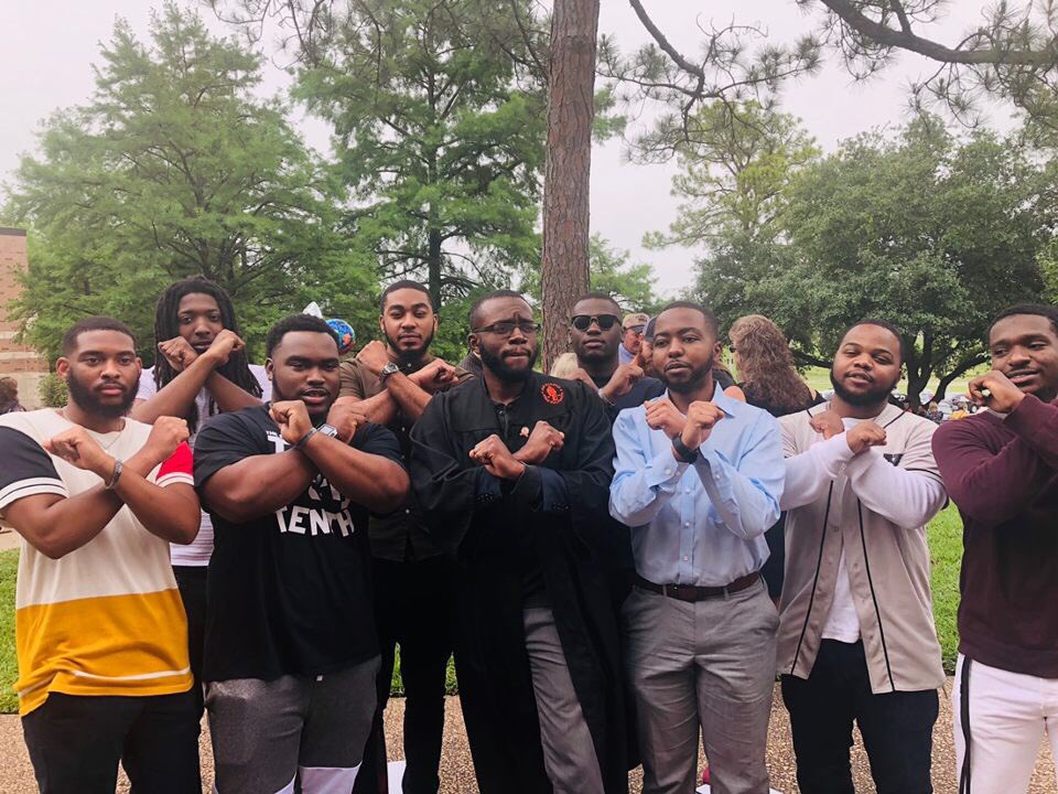 Talented_X's tweet photo. We want to give a big S/O to our Brother and former Treasurer James Roberson, a Fall 15 Product of The Talented Tenth, on walking the stage this weekend. Thank you for all you did for our organization, we wish you well. #TenthTenth https://t.co/ikkIdT9Byd