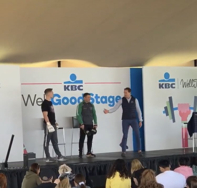 jay_quigley's tweet image. Was a pleasure to talk along with @gerryhussey and demonstrate how to awaken your inner champion at @WellFestIrl festival @AskKBCIreland 
Hope everyone enjoyed the weekend, what was your highlights? 
#Wellfest #KBCWellGood #TheBodyCoach #Boxing #AwakeningYourInnerChampion