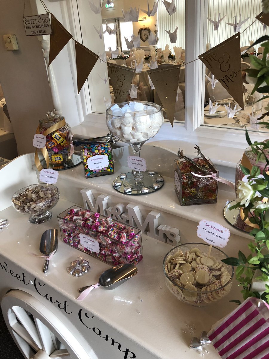 #wedding at the wonderful <a href="/EtchinghillGolf/">Etchinghill Golf</a> this weekend with rustic wood cream and gold theme #sweetcarthire #sweets #congratulations