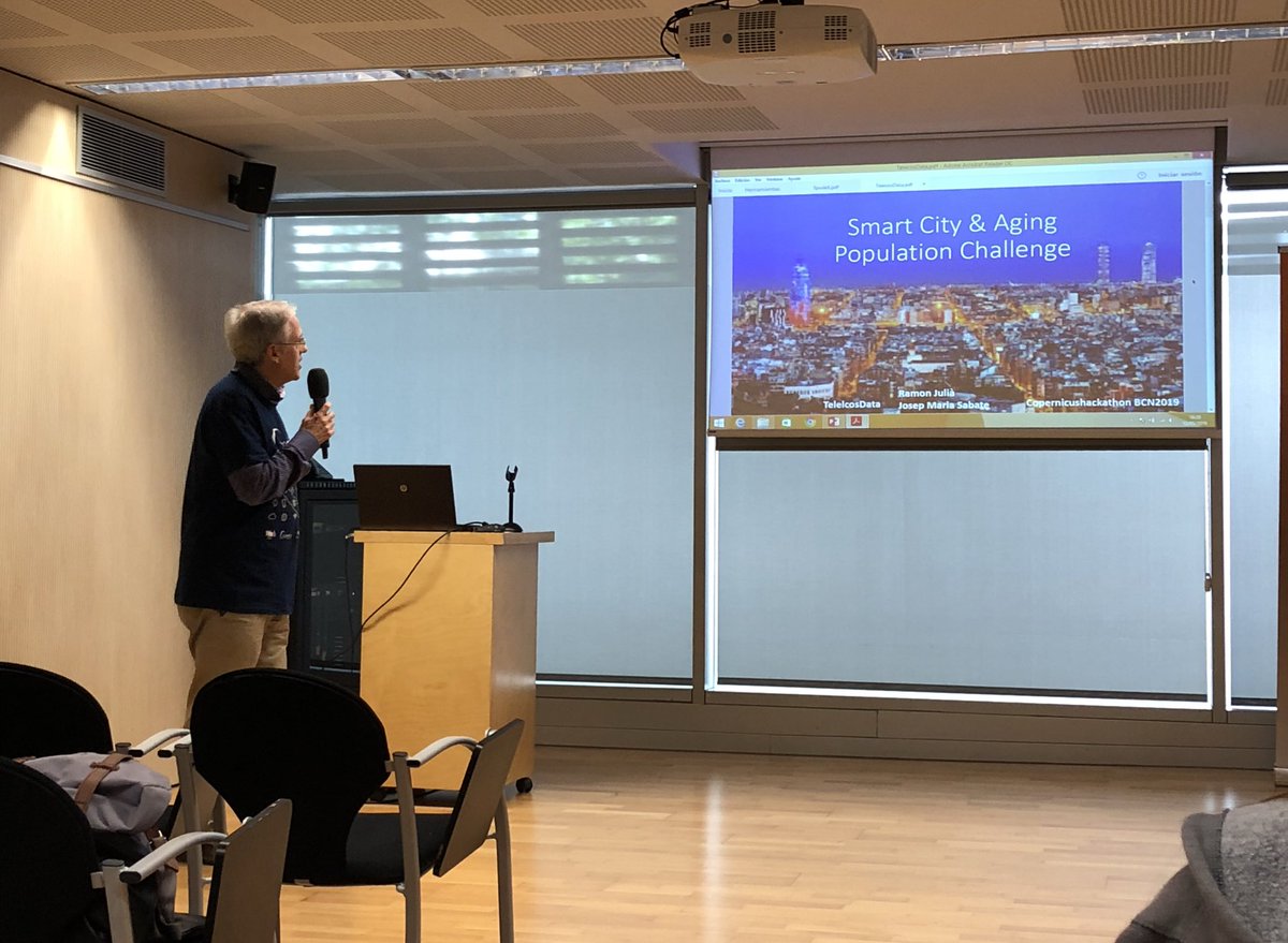 jmsabate's tweet photo. Presentando #smartcity &amp; Aging population challenge en #CopernicusHackathon https://t.co/Omyu5Jbz69