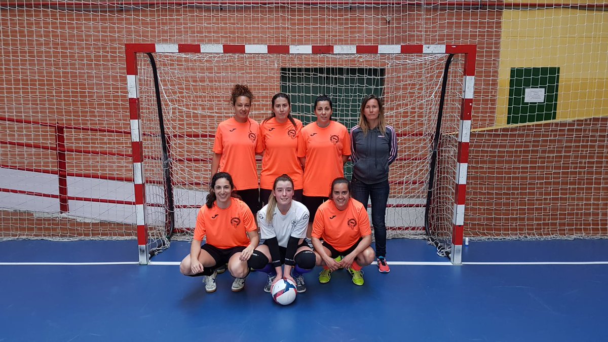 AvilaSala_'s tweet photo. Nuestras chicas de AvilaSala B ganan 3 a 0 vs @fsfPELAYOS 

Gran partido equipo!!!

ENHORABUENA!!! https://t.co/VFR9WnM8W2