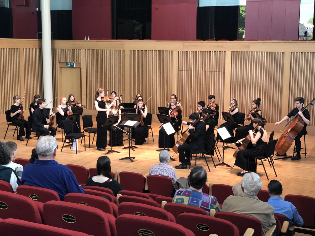 andykemp's tweet photo. Looking forward to hearing the #WellsStringOrchestra this afternoon in @CedarsHallWells conducted by the wonderful OW @PhilipDukes. #BeWhatYouAre #Tippett #Purcell #DagWiren https://t.co/V8ytg0HFMz