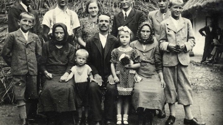 veselkanyc's tweet photo. “Parenthood," wrote Peter Krause, "It's about guiding the next generation, and forgiving the last.”
HAPPY MOTHER'S DAY FROM EVERYONE AT VESELKA •••.
#veselkanyc #mothersday #familygenerations #ukrainianfamily #peterkrause #quotes https://t.co/2ljvb73eql