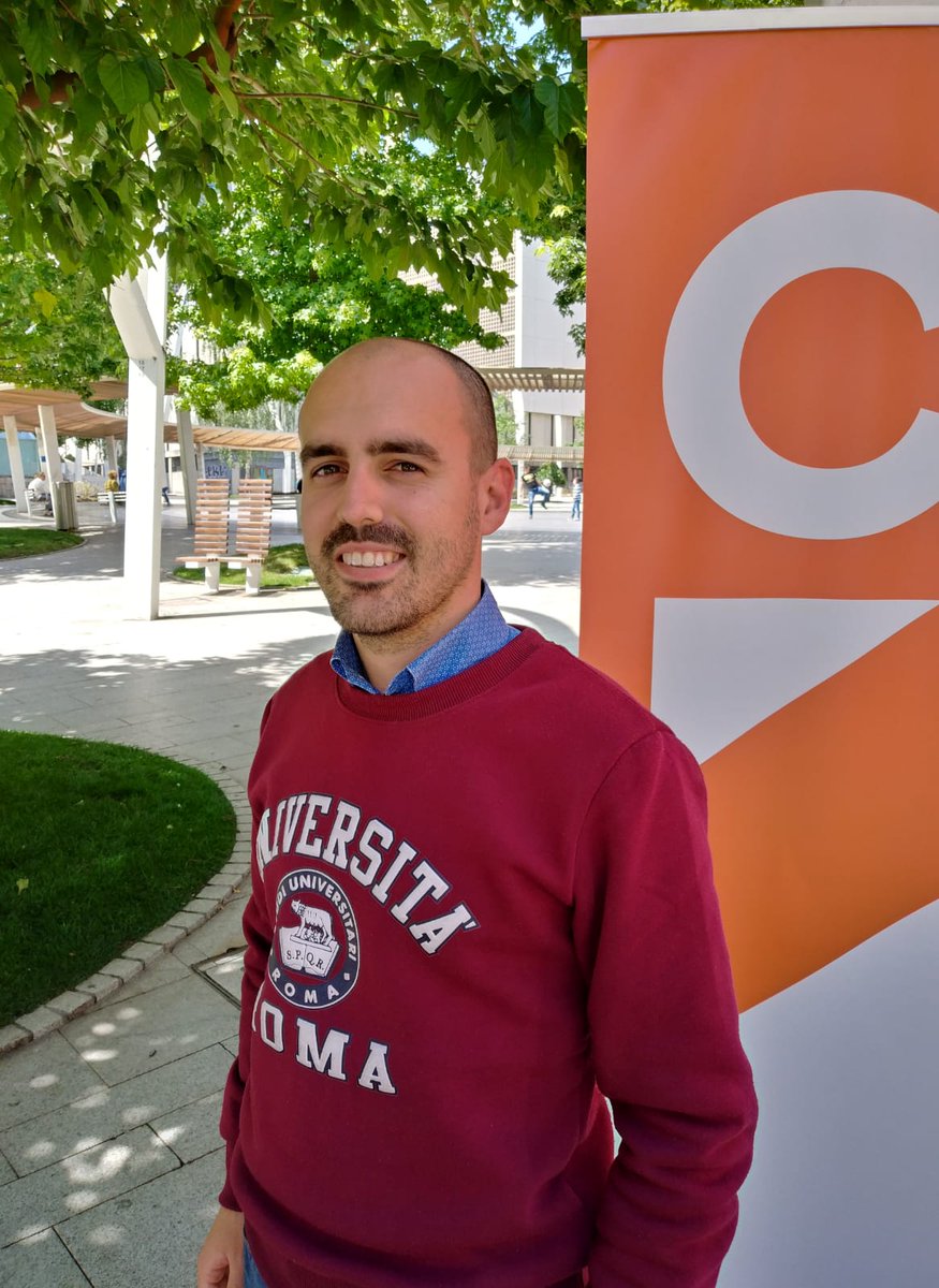 Cs_Euskadi's tweet photo. 🍊 Cs defiende una bajada de impuestos en Bizkaia para reactivar la economía
💬 @Sainz_Robles "Urge en Bizkaia bajar los impuestos a ciudadanos y empresas , y gestionar unos modelos de promoción económica de verdad, y no de cartón piedra como los del PNV"
https://t.co/ylKuKAEfjC https://t.co/rzgsEzdPIY