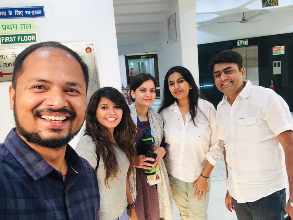 anishsingh21's tweet photo. #DCC2017 batch get together at #AllIndiaRadio office. #ChunaoPeCharcha with @anshu13 @Madrassan_Pinky @SapnaSngh @DeekshaSaksena #Elections2019 https://t.co/zgkX4cUzJn