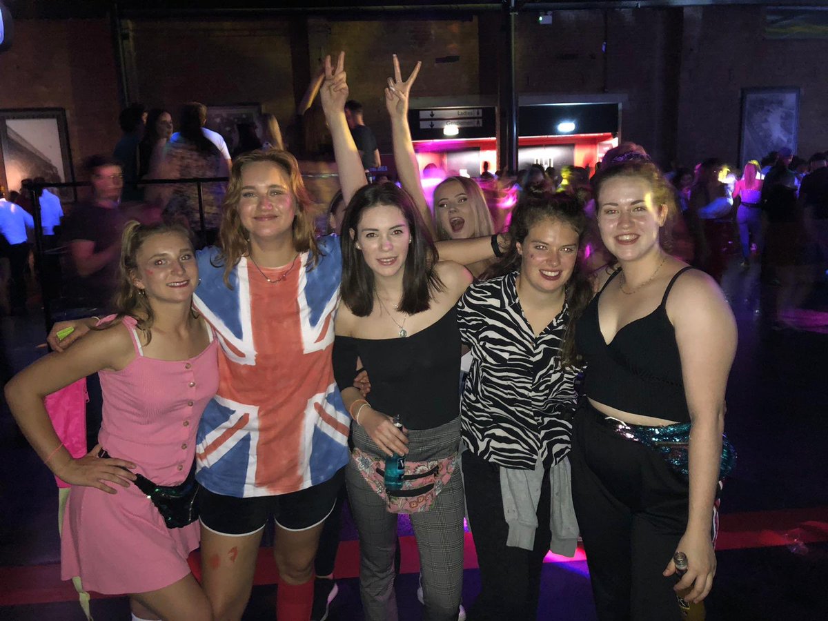 With the academic year coming to an end, as seniors we wanted to wish everyone the best of luck next year with the new season, and to Nat and Lorna in their roles as Captain and Vice-Captain. Spice girls, over and out✨ #WeAreLincoln 🏑💙💛