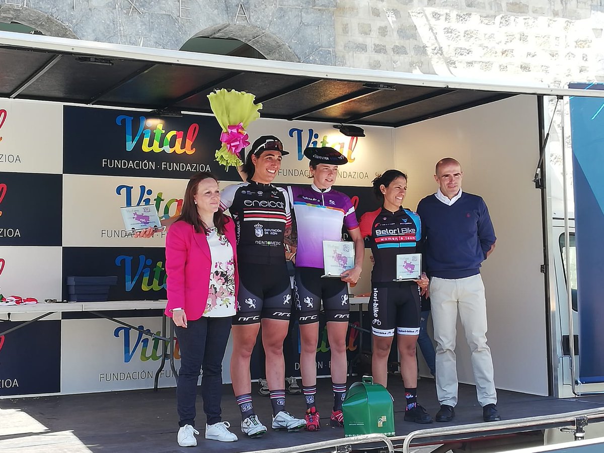 eneicatuciwomen's tweet photo. Con estas fotos cerramos un fin de semana de ensueño.
1a etapa⬇️
 1er puesto, MV, PM y mejor equipo.
2a etapa⬇️
2°puesto, líder, MV y mejor equipo.
3a etapa⬇️
1er puesto, MV, 1a y 2a en la general. Segundo mejor equipo.
¡¡Eneicat Pecafer no es un sueño, es una realidad!! https://t.co/4GyE0KX6mj