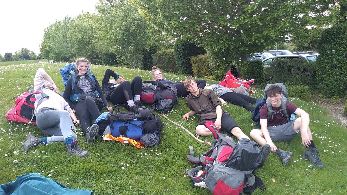 PRSdofe's tweet image. Second team back