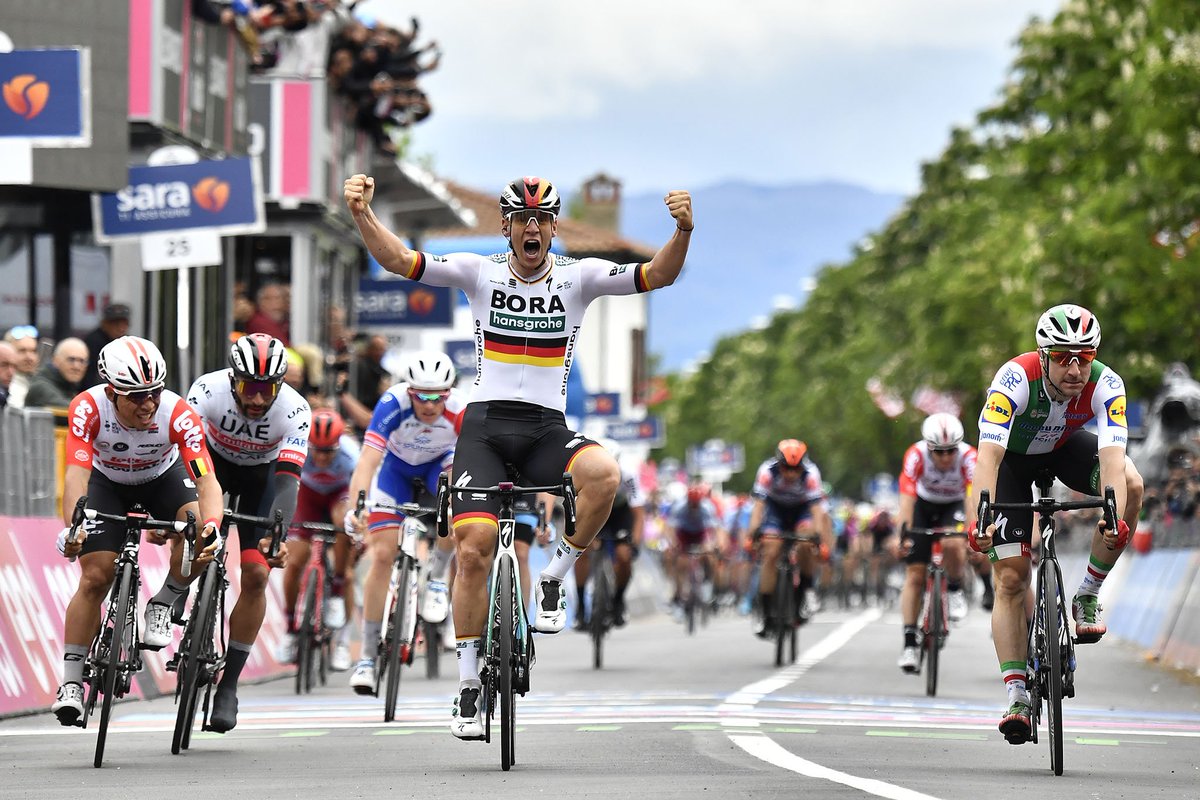 Ackermann celebra su victoria.